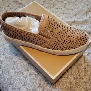 Micheal Kors Oliva in Blush